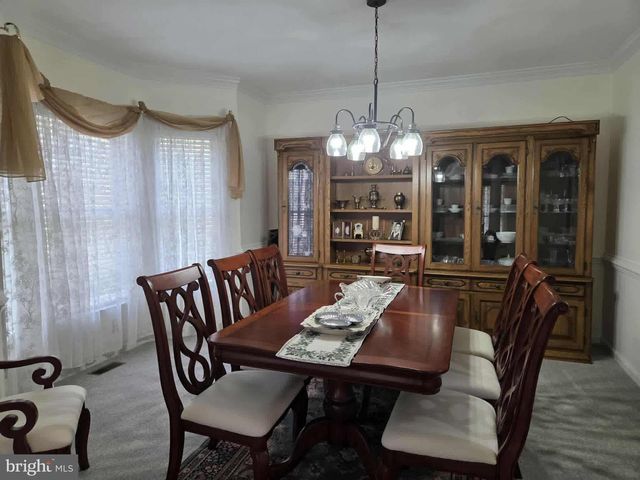 23 LONGWOOD DR, Stafford, VA 22556