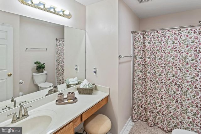 23 LONGWOOD DR, Stafford, VA 22556