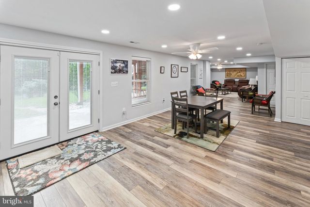 23 LONGWOOD DR, Stafford, VA 22556