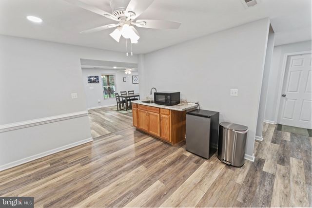 23 LONGWOOD DR, Stafford, VA 22556