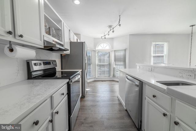 92 VICTORIA SQ, Frederick, MD 21702