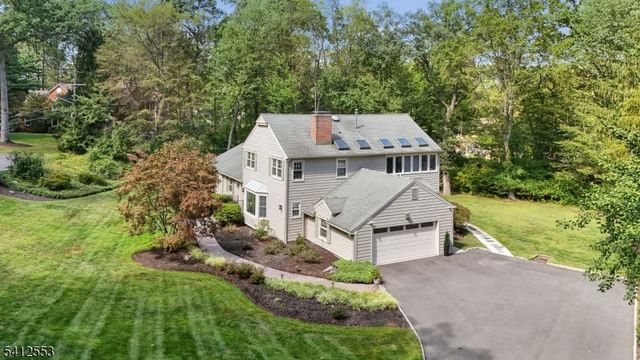 8 Oak Park Dr, Morris Twp., NJ 07960