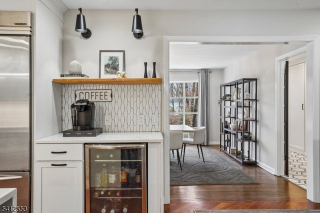 8 Oak Park Dr, Morris Twp., NJ 07960