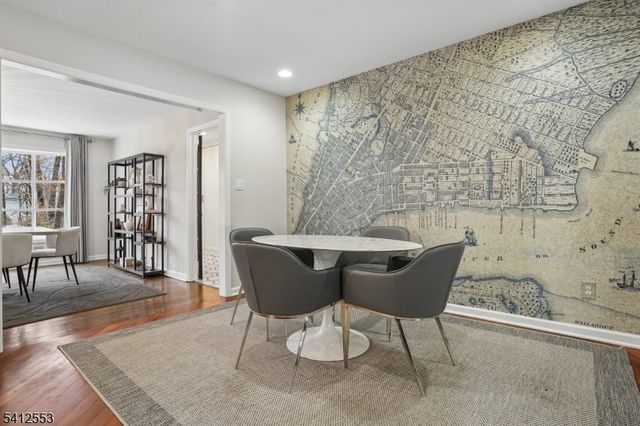 8 Oak Park Dr, Morris Twp., NJ 07960