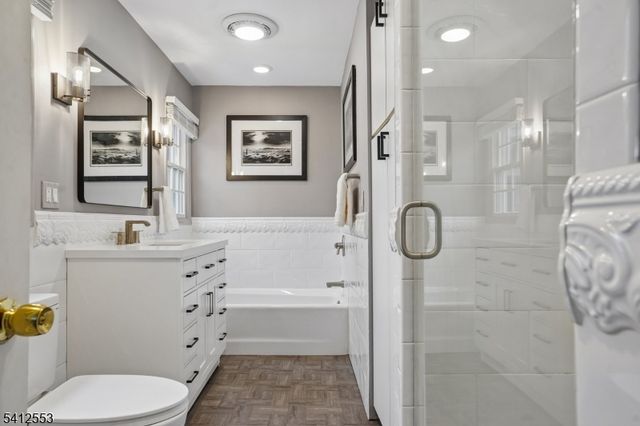 8 Oak Park Dr, Morris Twp., NJ 07960