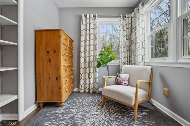 8 Oak Park Dr, Morris Twp., NJ 07960