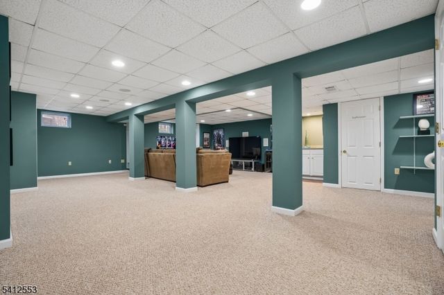 8 Oak Park Dr, Morris Twp., NJ 07960