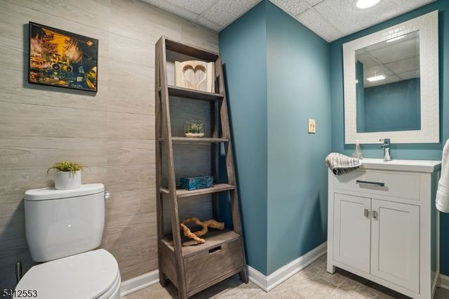 8 Oak Park Dr, Morris Twp., NJ 07960