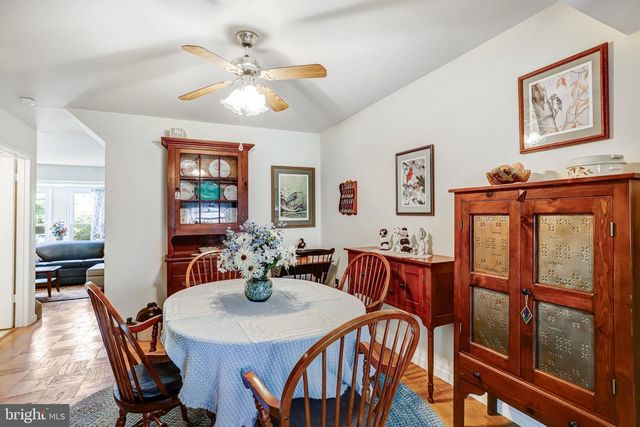 326 SHENANDOAH ST SE, Leesburg, VA 20175