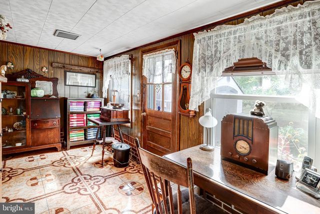 326 SHENANDOAH ST SE, Leesburg, VA 20175