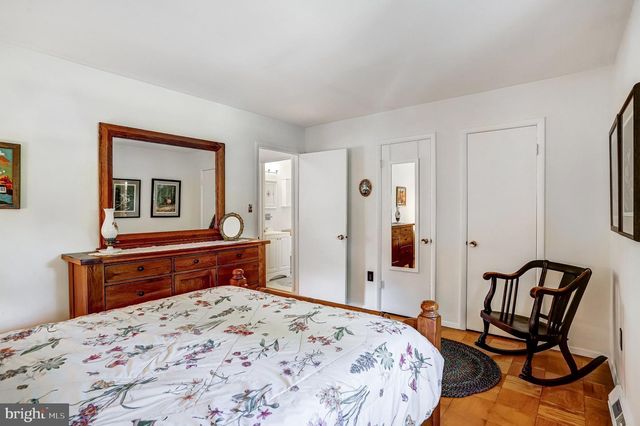 326 SHENANDOAH ST SE, Leesburg, VA 20175