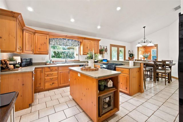 2015 NW 35TH STREET, Ocala, FL 34475