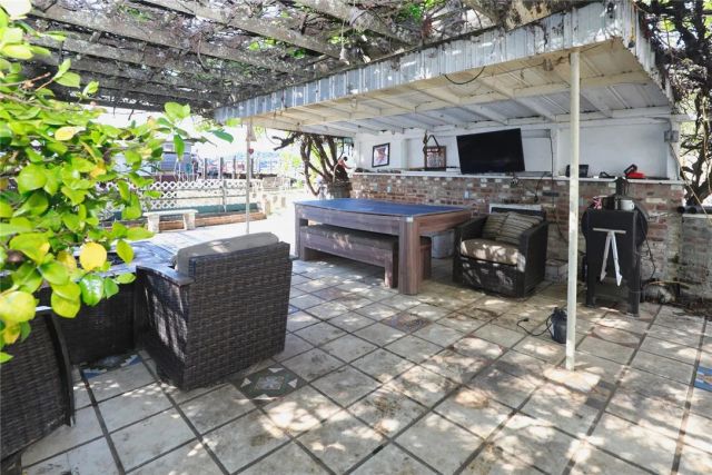 10465 E Highway 20, Clearlake Oaks, CA 95423