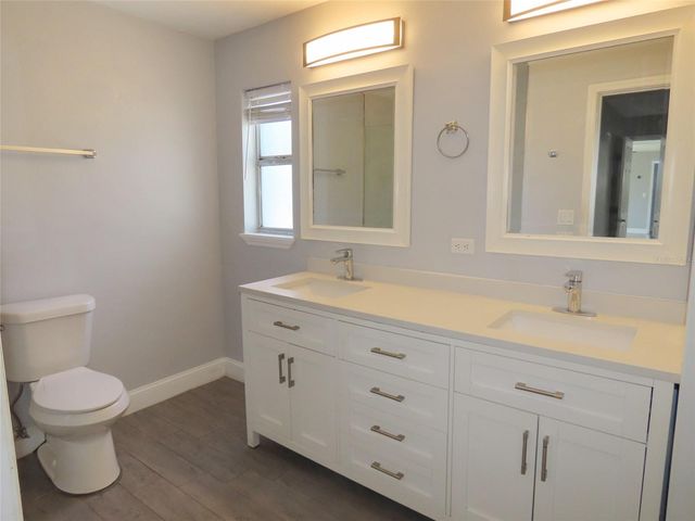 1350 CAMBRIDGE DRIVE, Clearwater, FL 33756