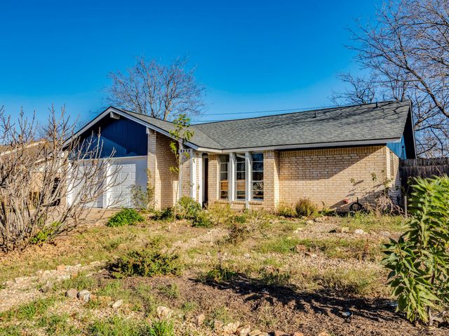 1600 Pine Knoll DR, Austin, TX 78758