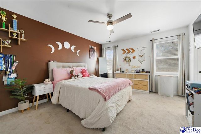 814 Old Woodlands Rd., Florence, SC 29505