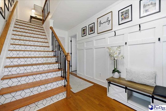 814 Old Woodlands Rd., Florence, SC 29505