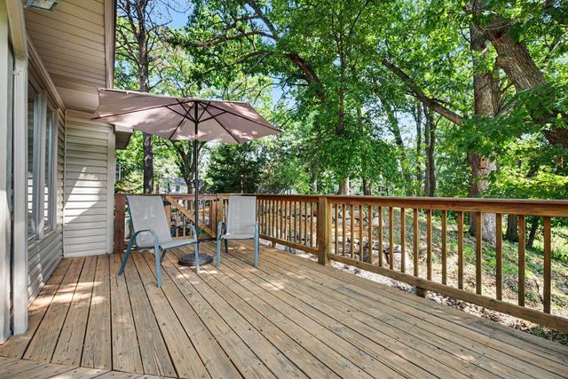 2430 Larpenteur Avenue E, Maplewood, MN 55109