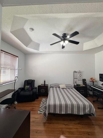 12923 SW 135th Ter, Miami, FL 33186