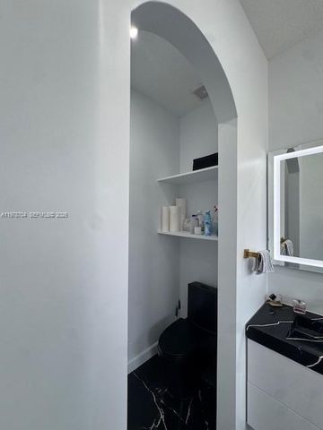 12923 SW 135th Ter, Miami, FL 33186