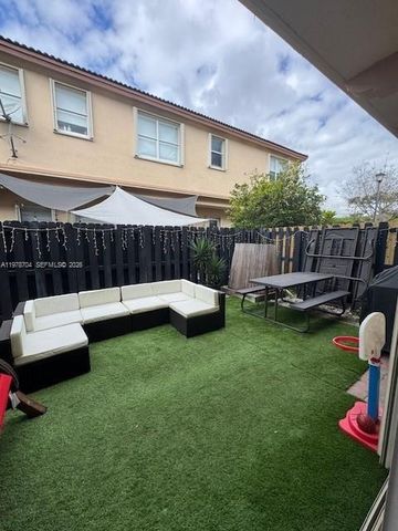 12923 SW 135th Ter, Miami, FL 33186