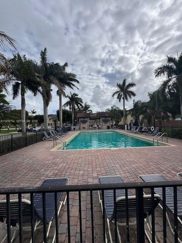 12923 SW 135th Ter, Miami, FL 33186