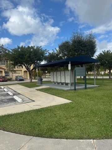 12923 SW 135th Ter, Miami, FL 33186