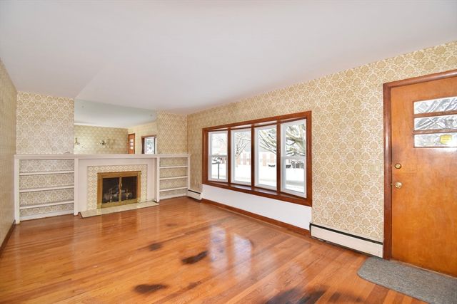 79 Arvilla Street, Springfield, MA 01118