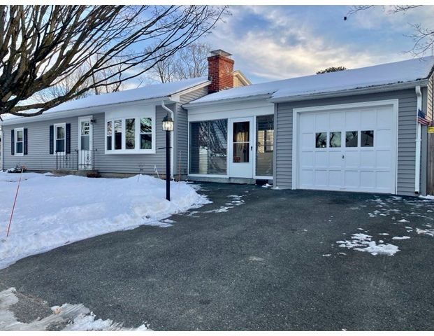 79 Arvilla Street, Springfield, MA 01118
