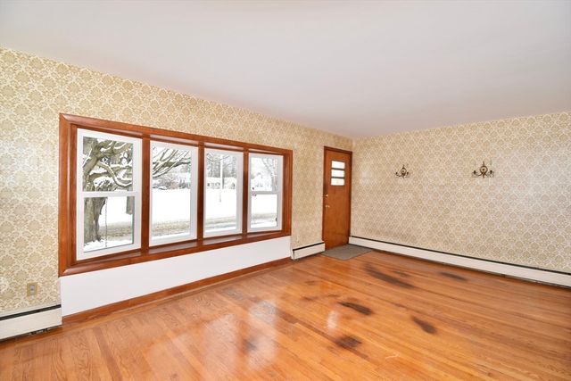 79 Arvilla Street, Springfield, MA 01118