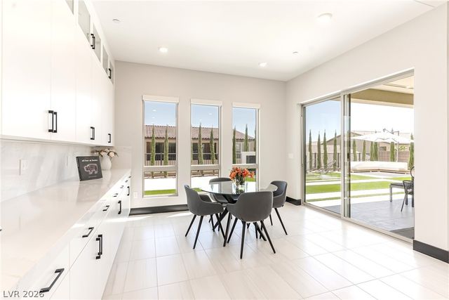 212 Carmel Sky Street, Las Vegas, NV 89138