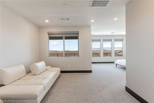 212 Carmel Sky Street, Las Vegas, NV 89138