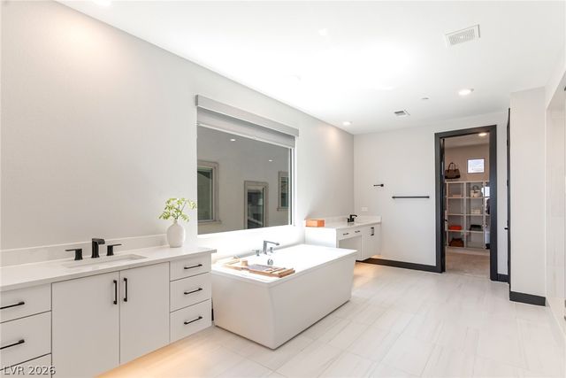 212 Carmel Sky Street, Las Vegas, NV 89138