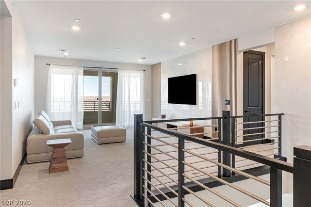 212 Carmel Sky Street, Las Vegas, NV 89138