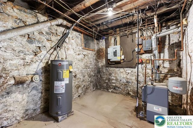 1025 Spruce Street, Easton, PA 18042