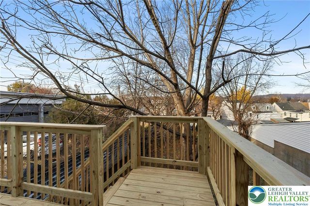 1025 Spruce Street, Easton, PA 18042