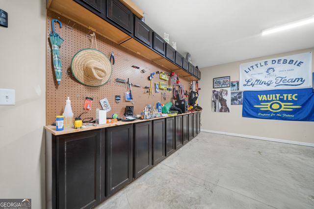176 Sandalwood Circle, Statesboro, GA 30458
