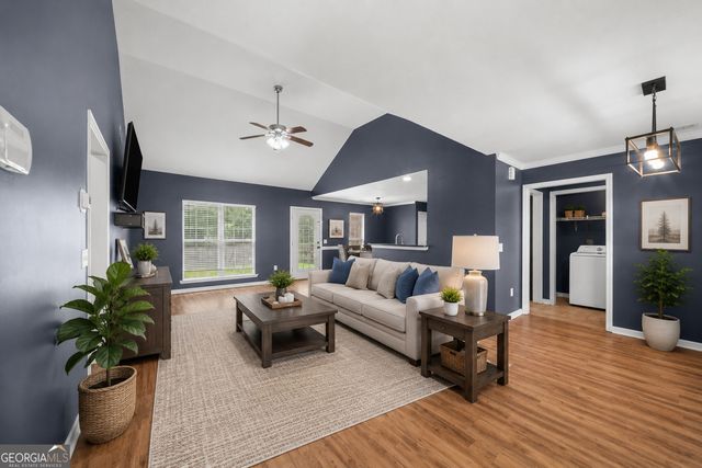 176 Sandalwood Circle, Statesboro, GA 30458