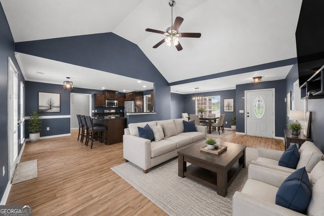 176 Sandalwood Circle, Statesboro, GA 30458