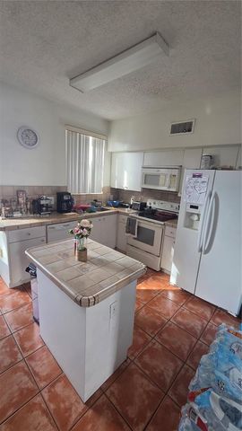 8745 SW 152nd Ave 215, Miami, FL 33193