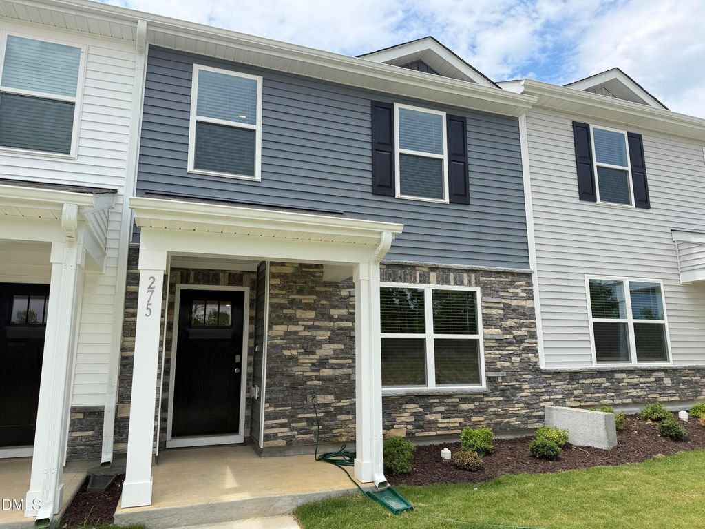 275 Rusling Leaf Drive, Fuquay Varina, NC 27526