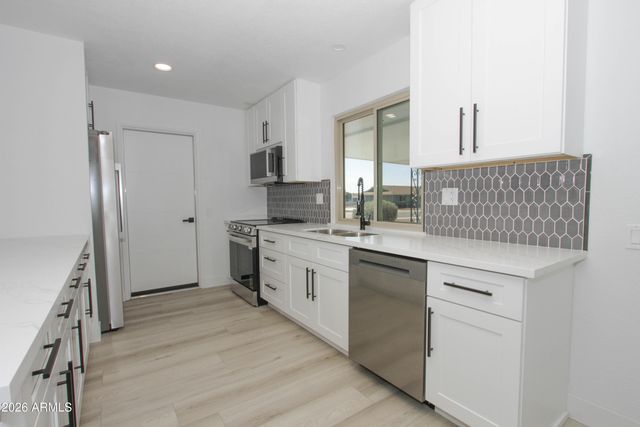 15026 N CAMEO Drive, Sun City, AZ 85351