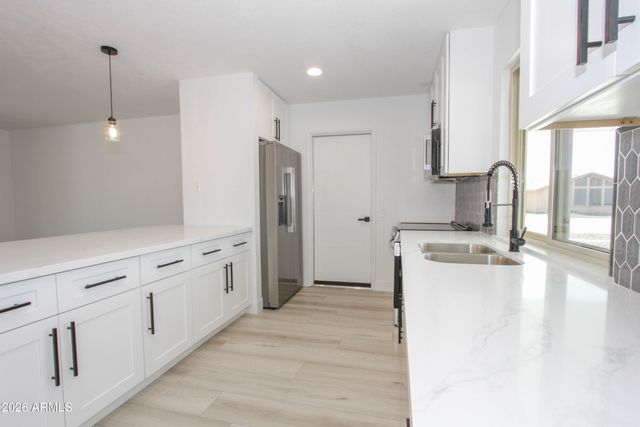 15026 N CAMEO Drive, Sun City, AZ 85351