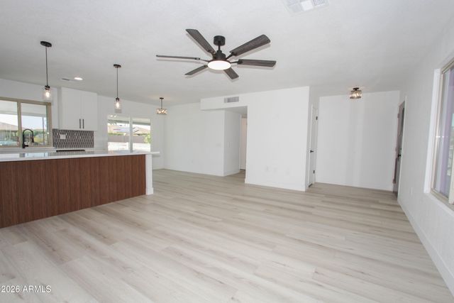 15026 N CAMEO Drive, Sun City, AZ 85351