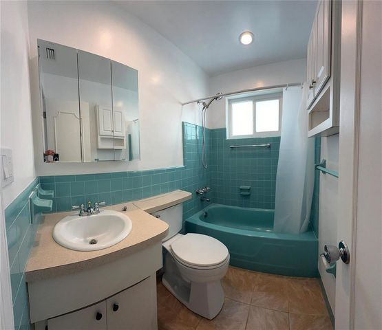 4714 NW 44th Street, Tamarac, FL 33319