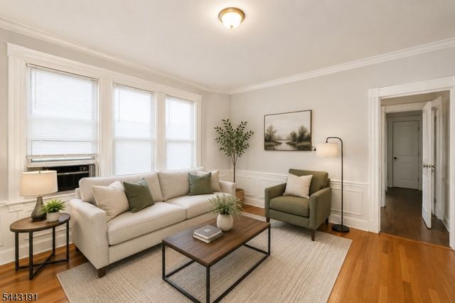 23 S 17Th St, East Orange City, NJ 07018