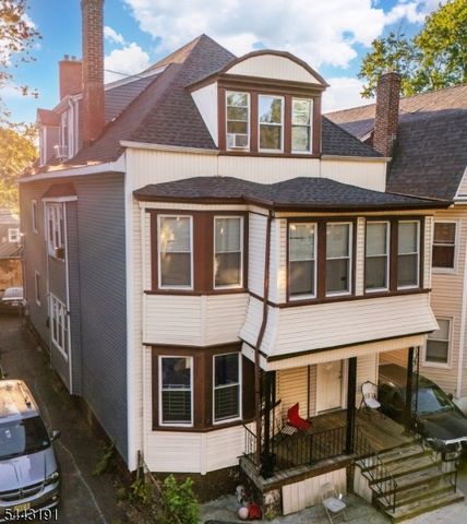 23 S 17Th St, East Orange City, NJ 07018