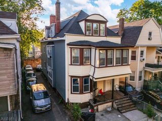 23 S 17Th St, East Orange City, NJ 07018