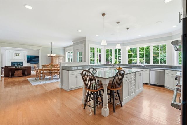 205 Pleasant St, Norwell, MA 02061