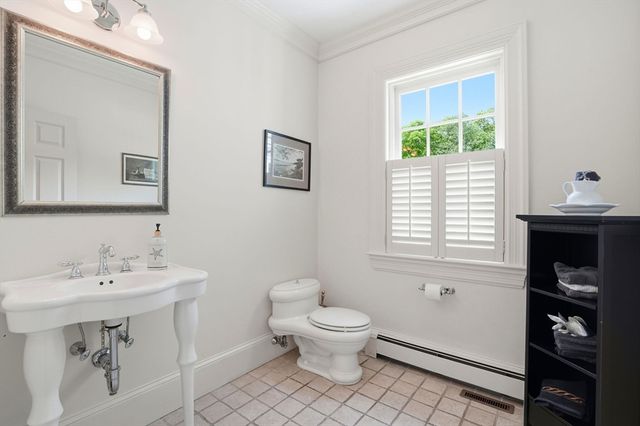 205 Pleasant St, Norwell, MA 02061